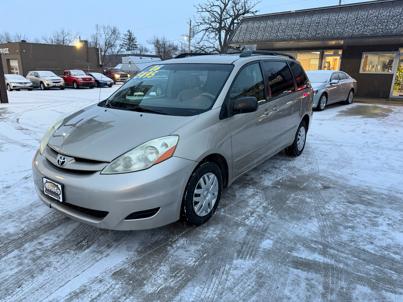 Toyota Sienna LE 7-Passenger 2006