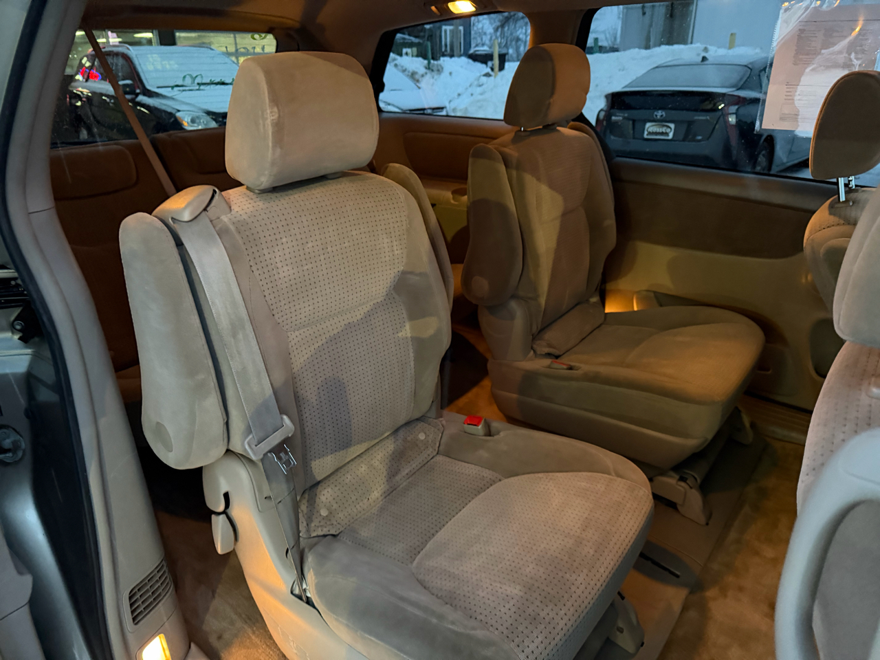 Toyota Sienna LE 7-Passenger 2006