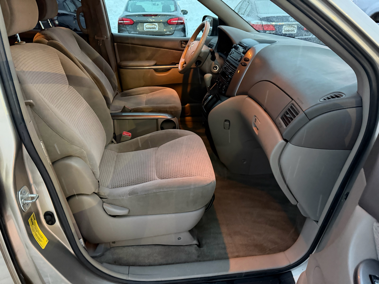 Toyota Sienna LE 7-Passenger 2006