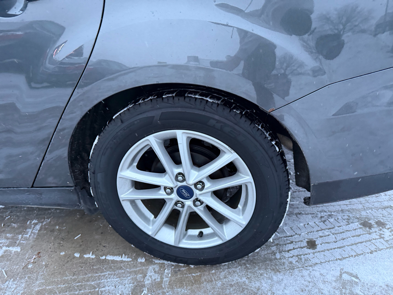 Ford Focus SE Sedan 2016