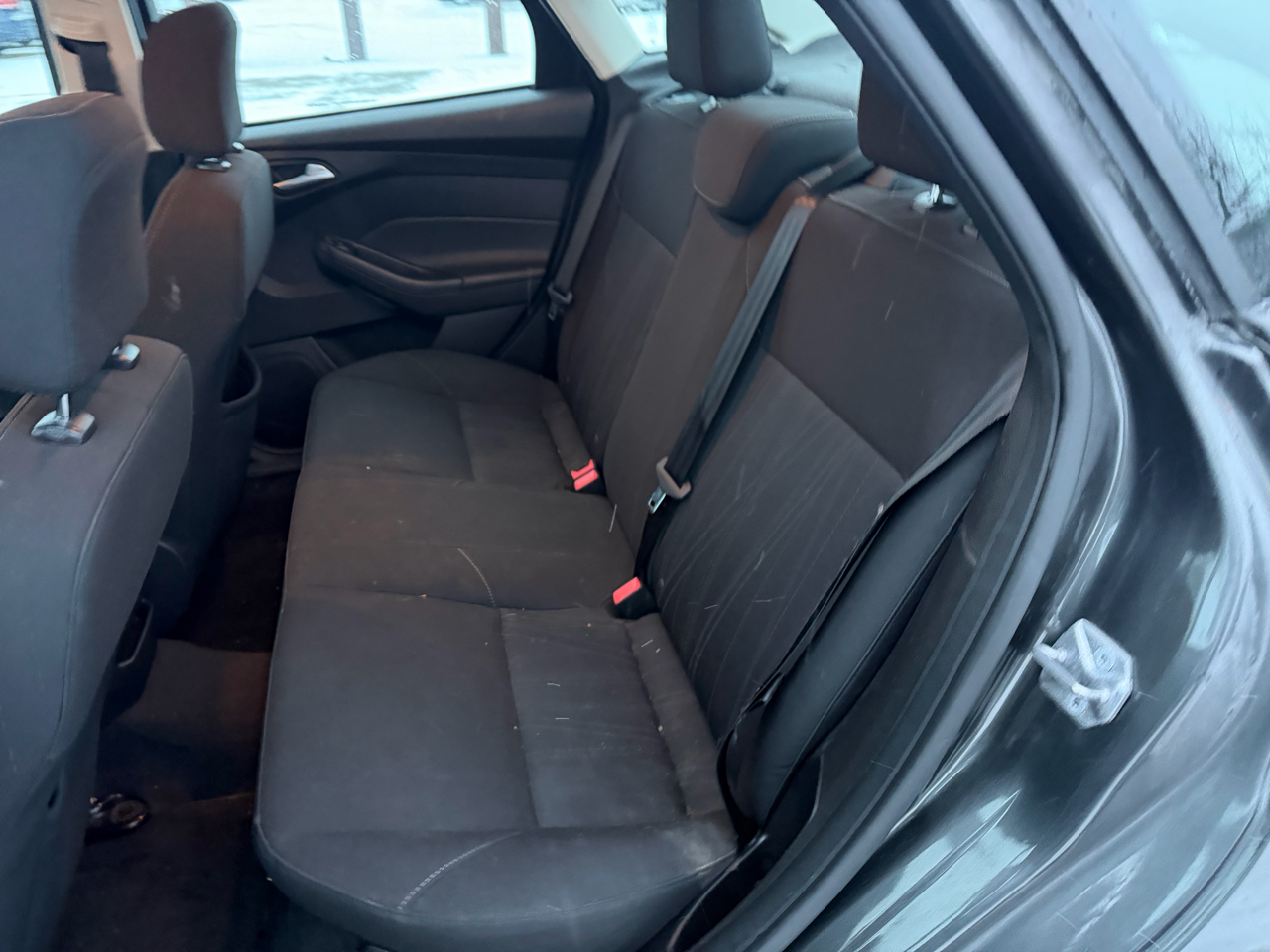 Ford Focus SE Sedan 2016