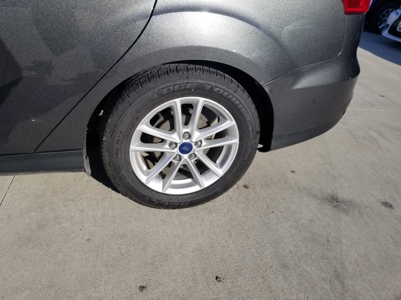 Ford Focus 4dr Sdn SE 2016