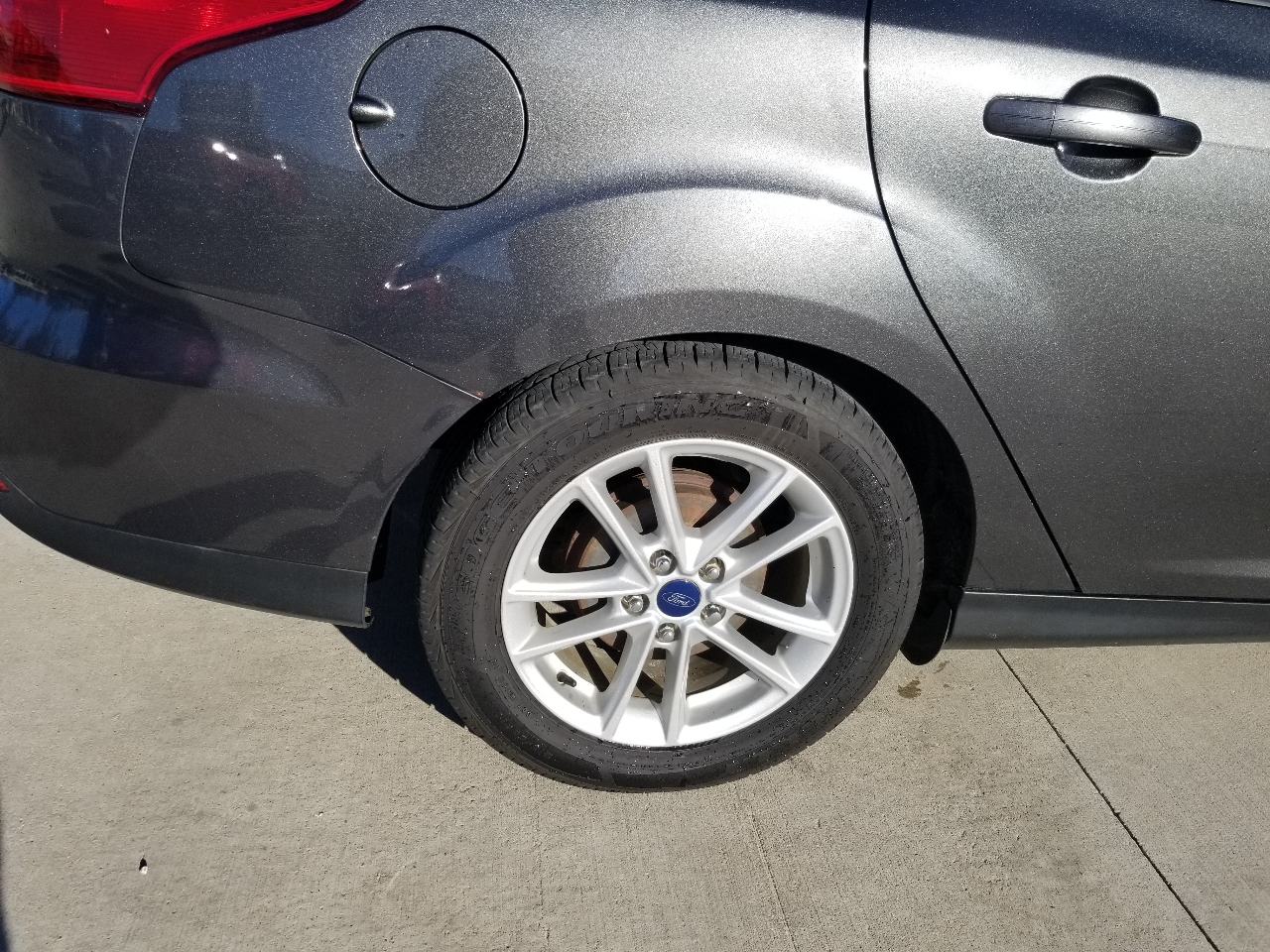 Ford Focus 4dr Sdn SE 2016