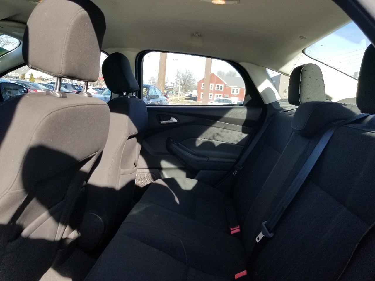 Ford Focus 4dr Sdn SE 2016