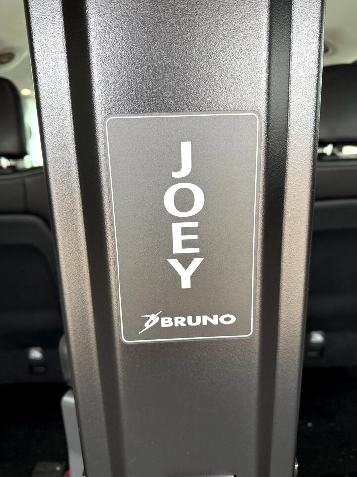 Chrysler Pacifica Limited 2018