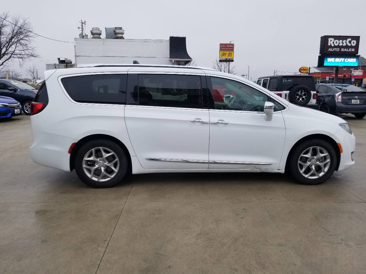 Chrysler Pacifica Limited FWD 2018