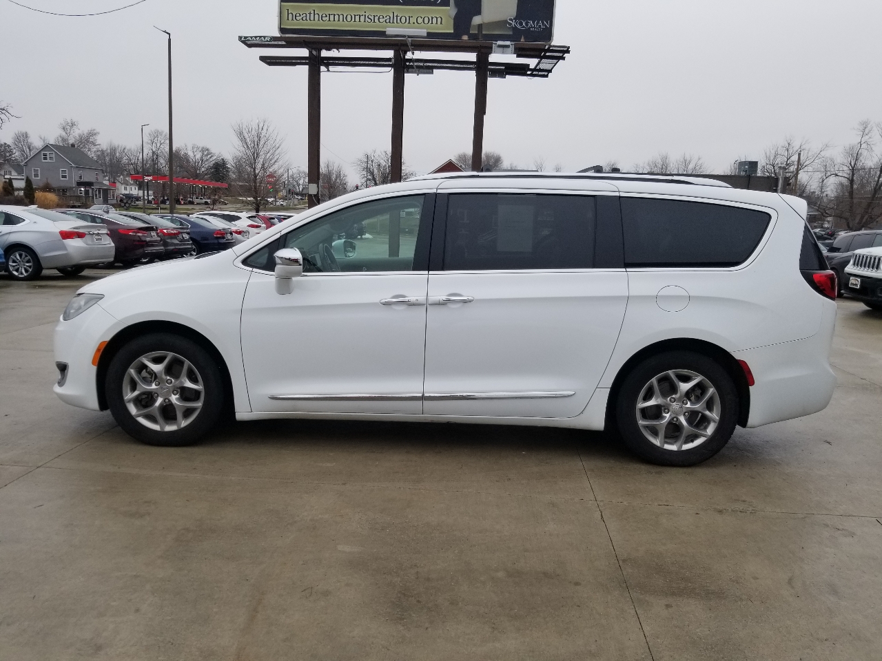 Chrysler Pacifica Limited FWD 2018