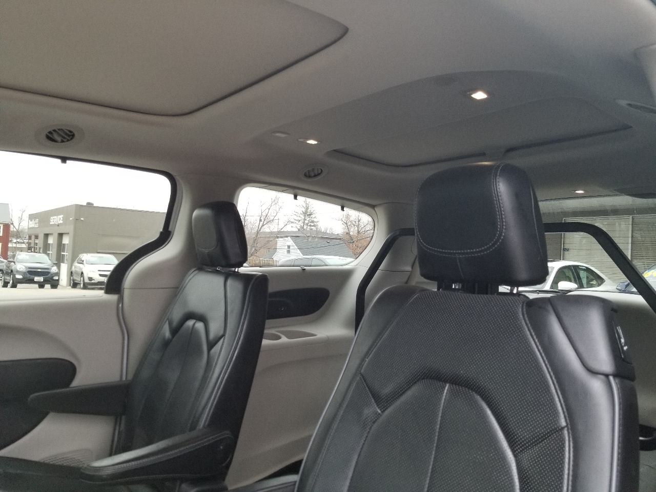 Chrysler Pacifica Limited FWD 2018