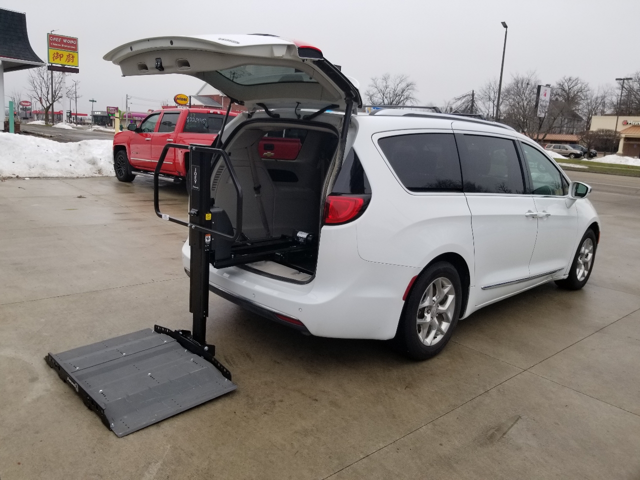 Chrysler Pacifica Limited FWD 2018
