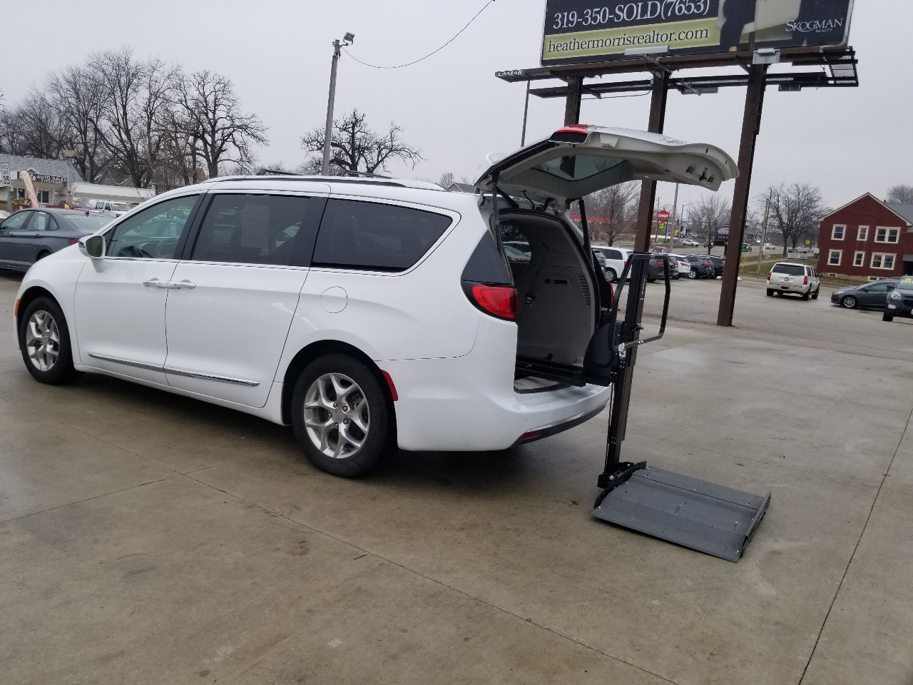 Chrysler Pacifica Limited FWD 2018