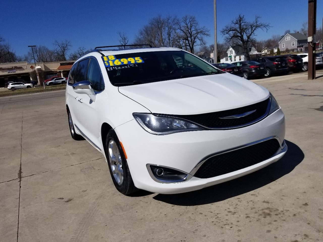 Chrysler Pacifica Limited FWD 2018