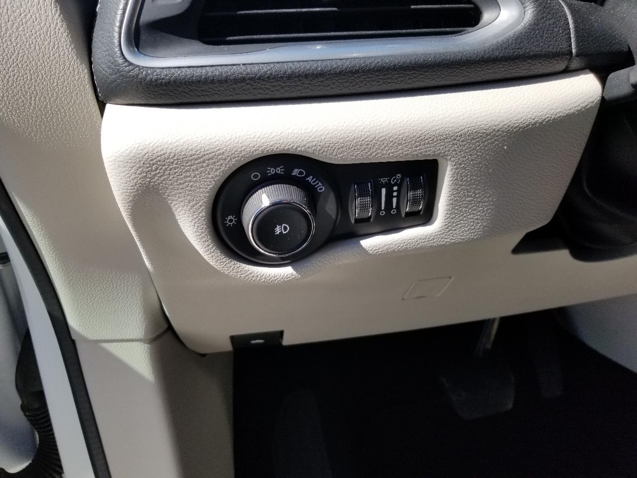 Chrysler Pacifica Limited FWD 2018