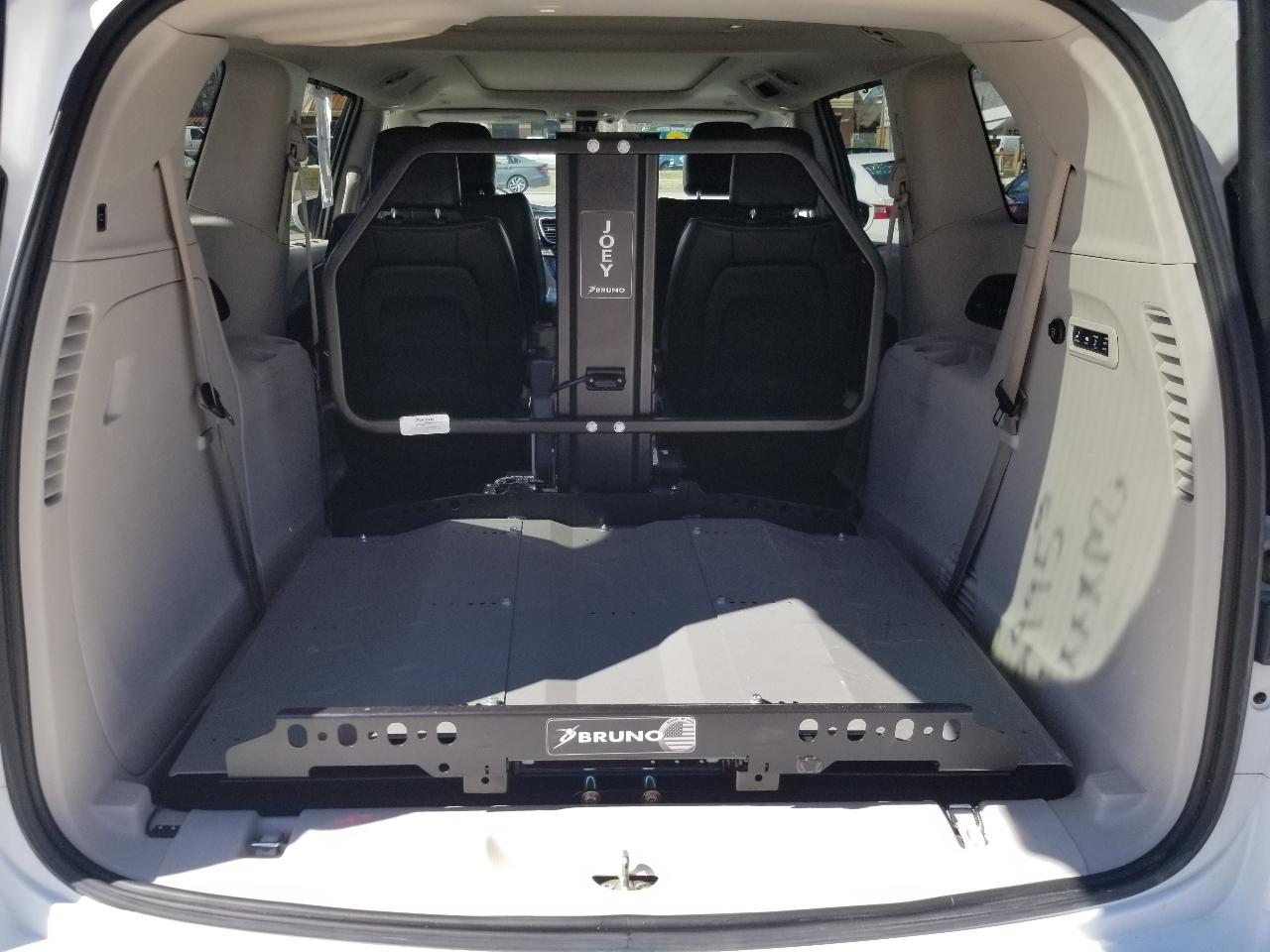 Chrysler Pacifica Limited FWD 2018