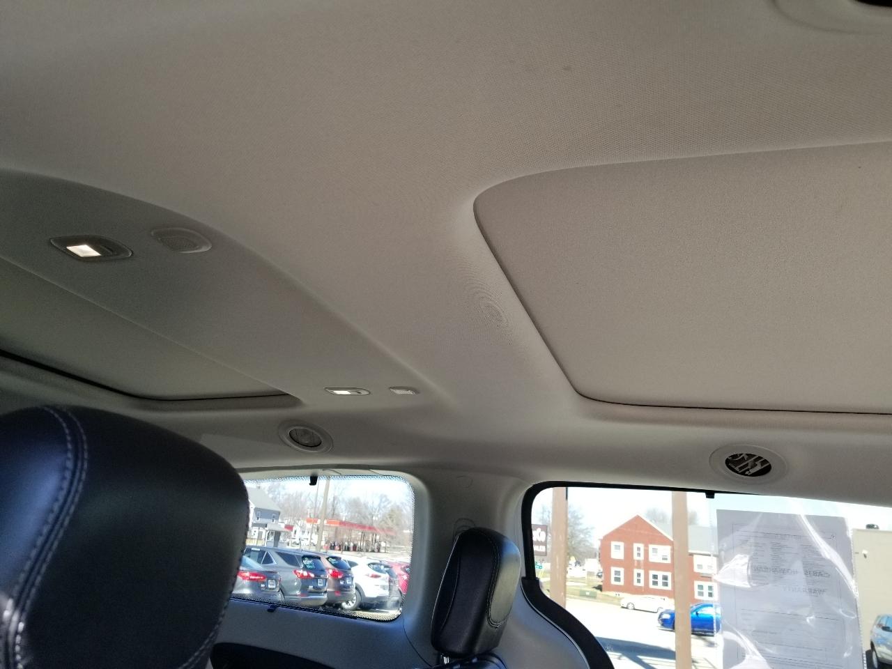 Chrysler Pacifica Limited FWD 2018