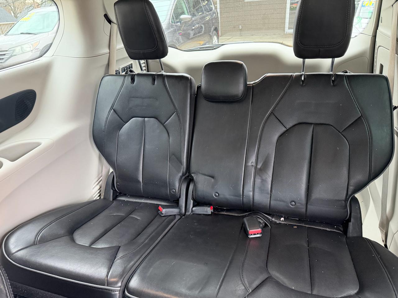Chrysler Pacifica Limited FWD 2018
