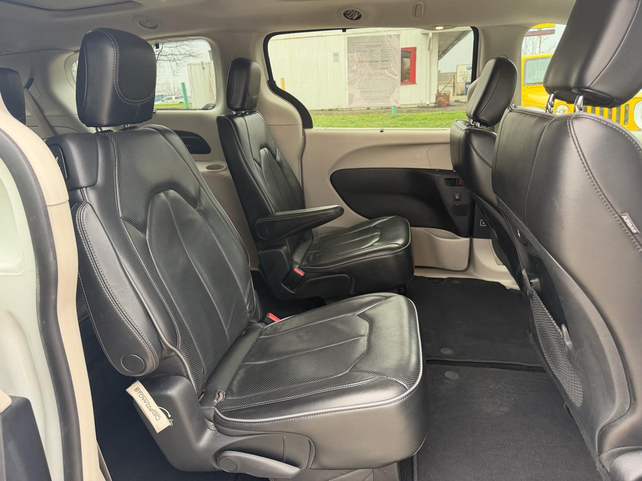 Chrysler Pacifica Limited FWD 2018