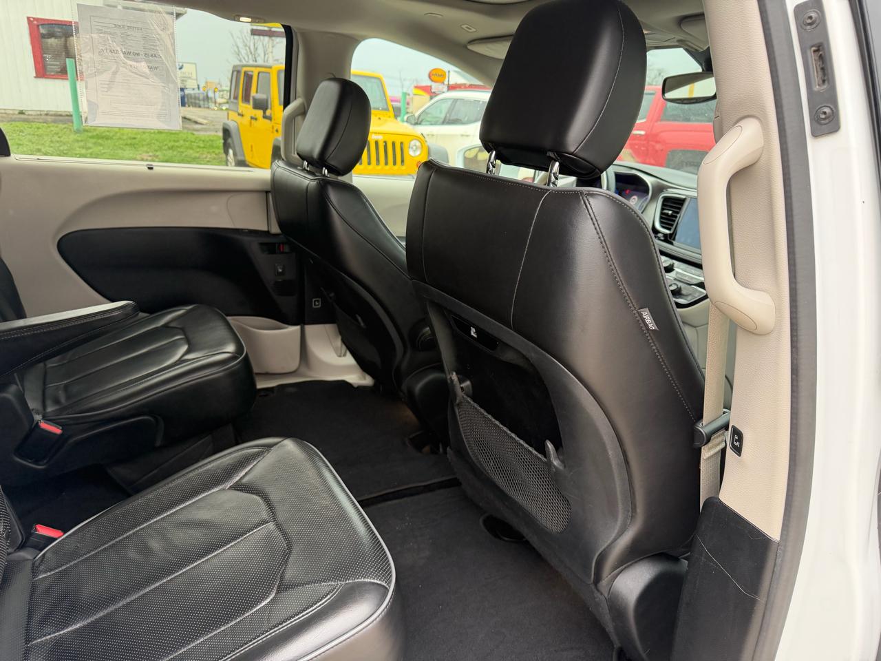 Chrysler Pacifica Limited FWD 2018