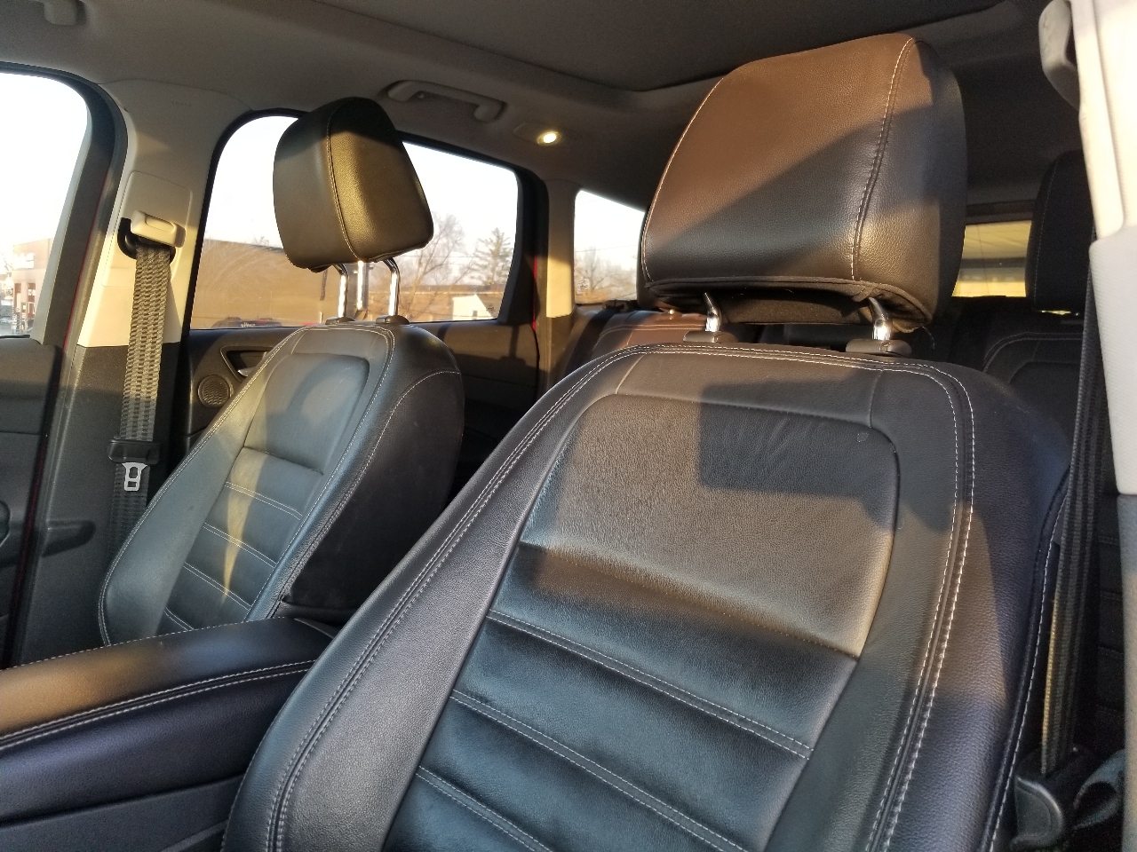 Ford Escape Titanium 4WD 2017