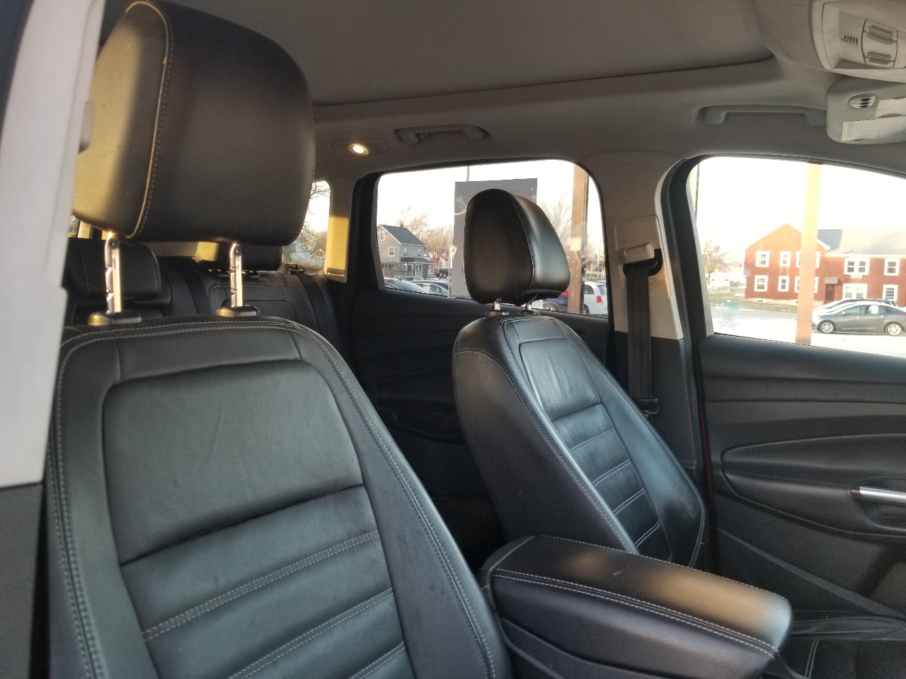 Ford Escape Titanium 4WD 2017