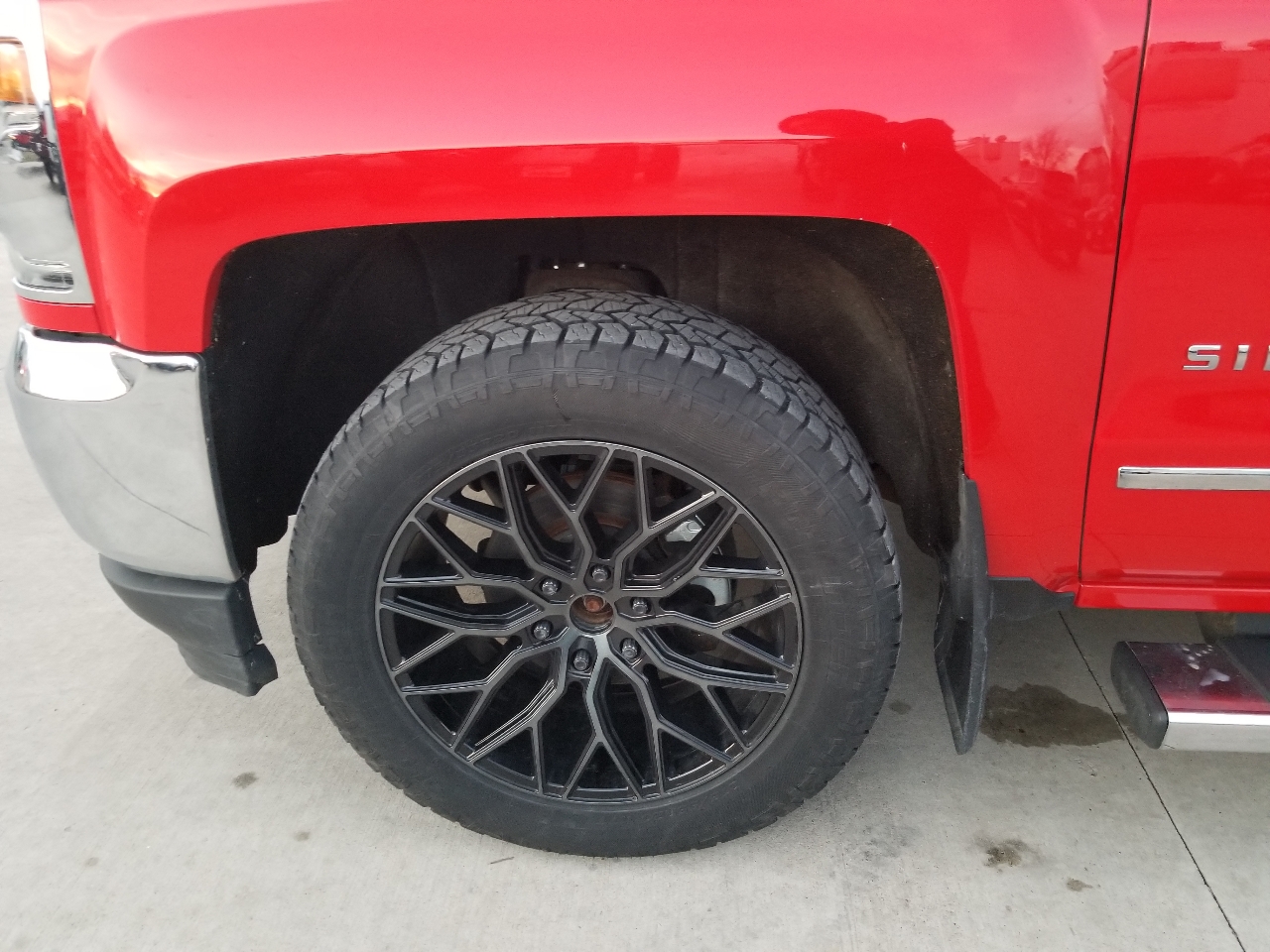 Chevrolet Silverado 1500 4WD Crew Cab 143.5" LTZ w/1LZ 2017