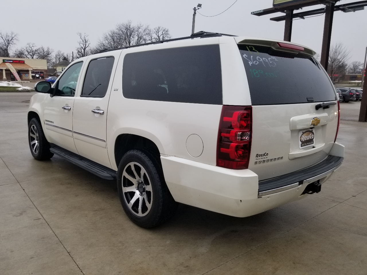 Chevrolet Suburban LTZ 1500 4WD 2013