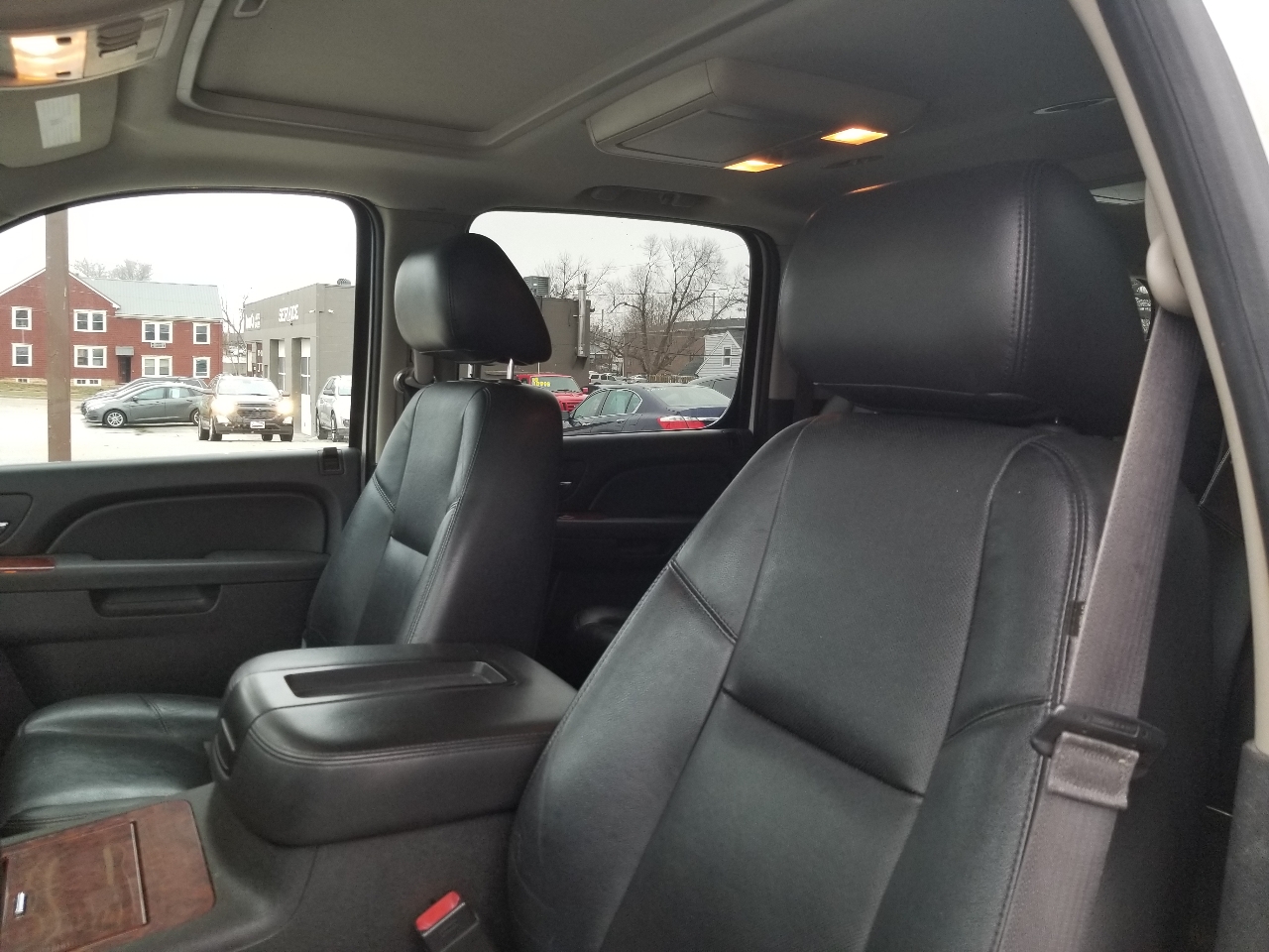 Chevrolet Suburban LTZ 1500 4WD 2013