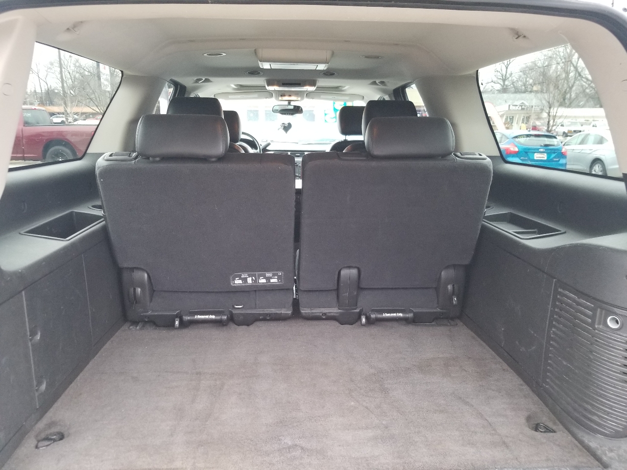 Chevrolet Suburban LTZ 1500 4WD 2013