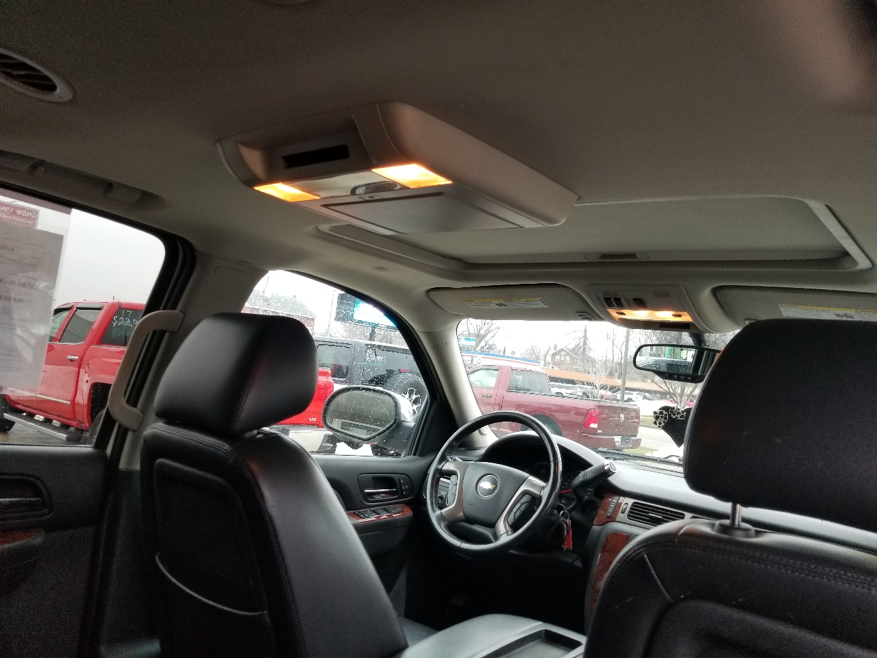 Chevrolet Suburban LTZ 1500 4WD 2013