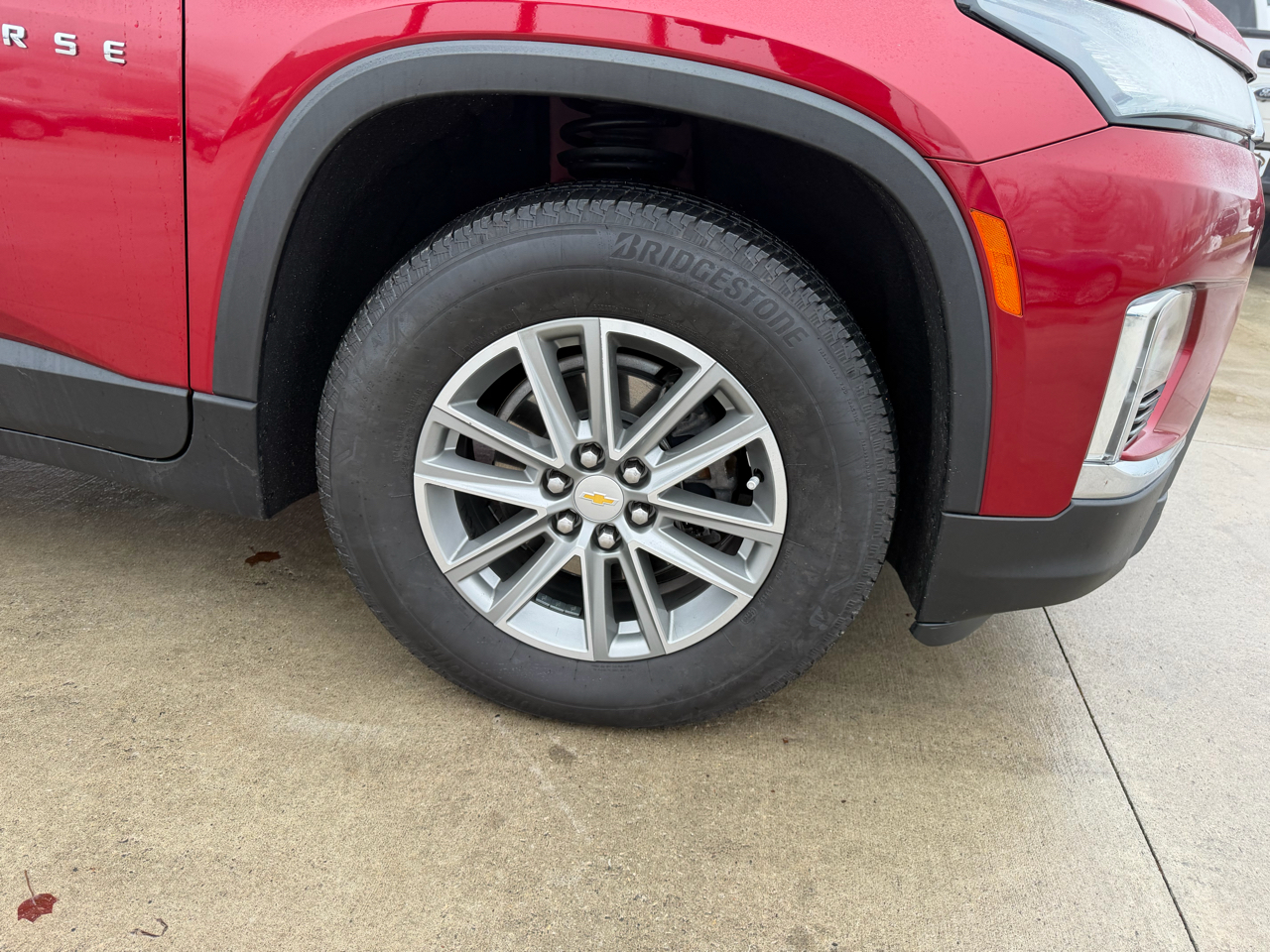 Chevrolet Traverse FWD 4dr LT Cloth w/1LT 2023