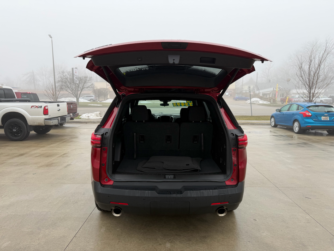 Chevrolet Traverse FWD 4dr LT Cloth w/1LT 2023