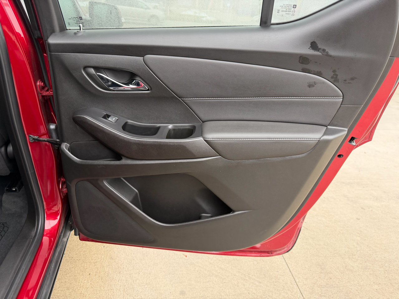 Chevrolet Traverse FWD 4dr LT Cloth w/1LT 2023