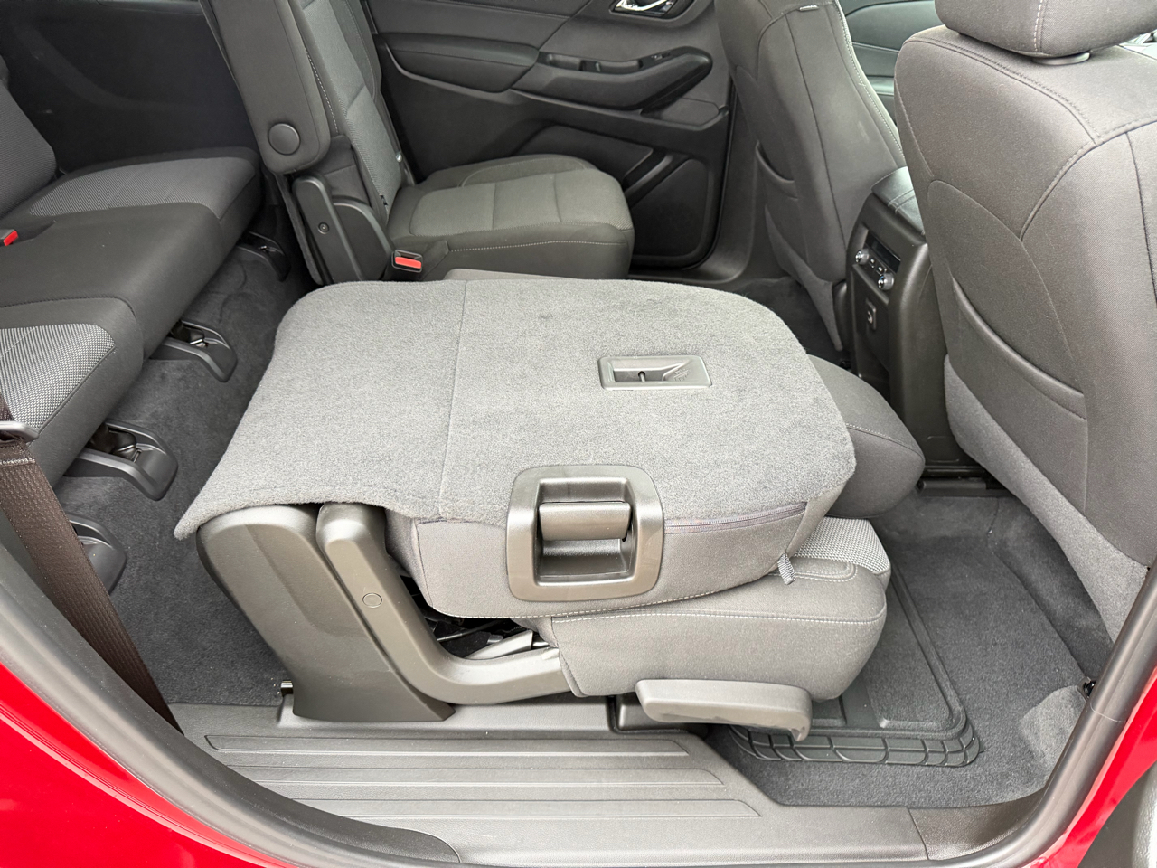 Chevrolet Traverse FWD 4dr LT Cloth w/1LT 2023