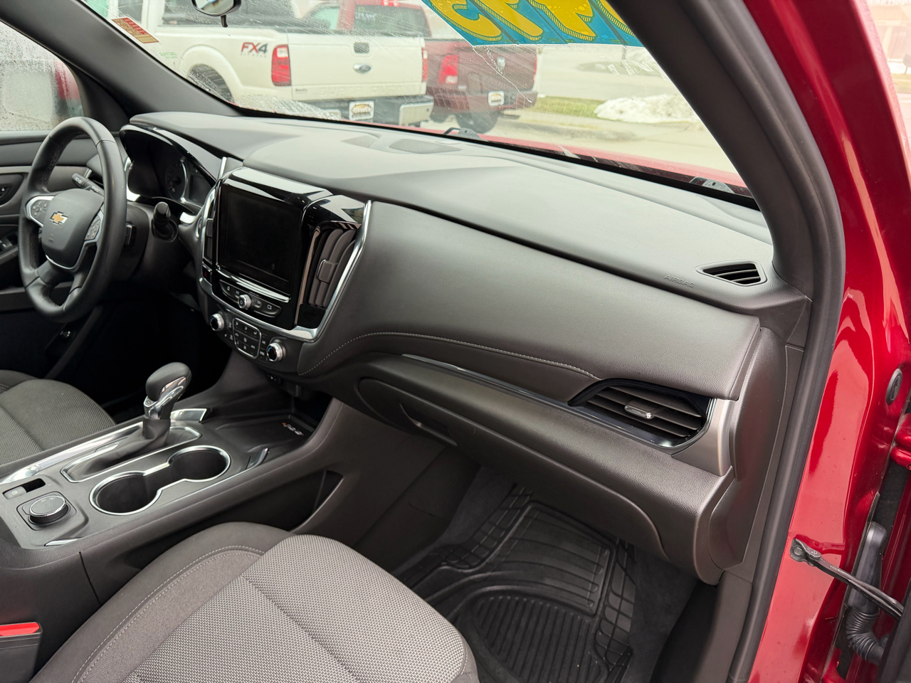 Chevrolet Traverse FWD 4dr LT Cloth w/1LT 2023