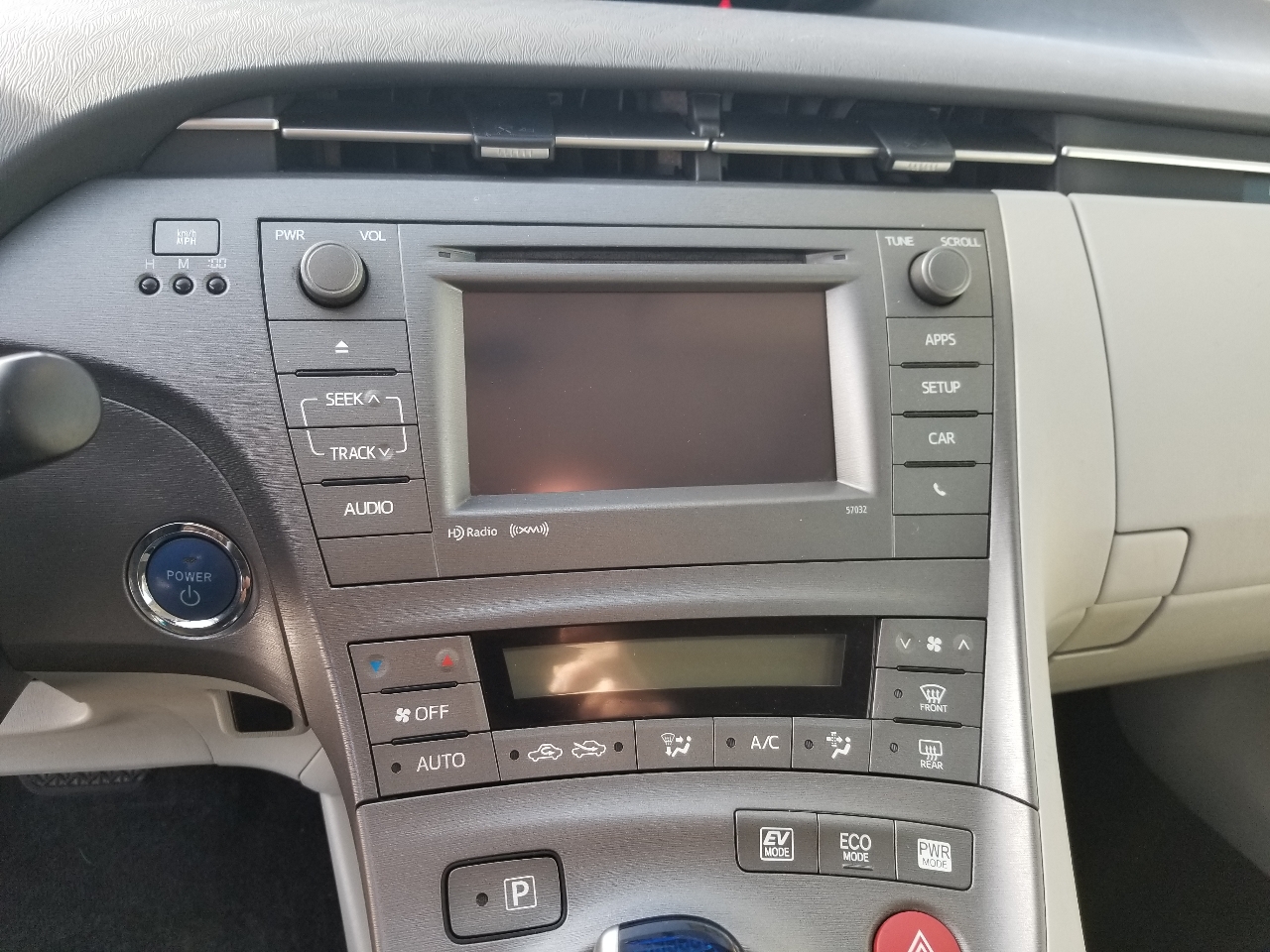 Toyota Prius 5dr HB Five (Natl) 2014