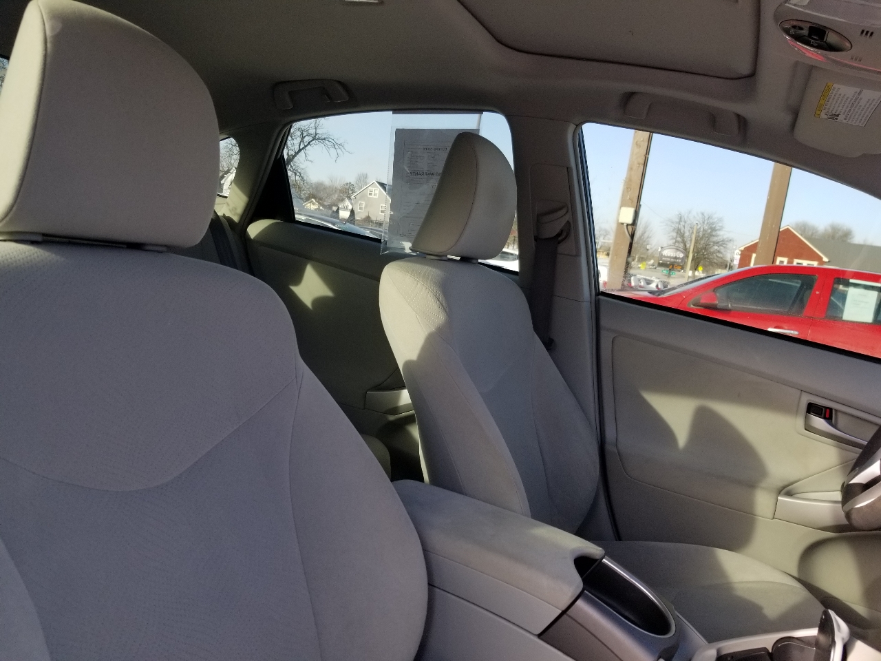 Toyota Prius 5dr HB Five (Natl) 2014