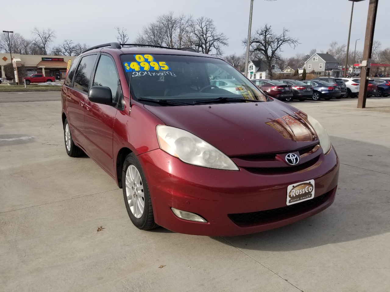 Toyota Sienna XLE FWD 2009