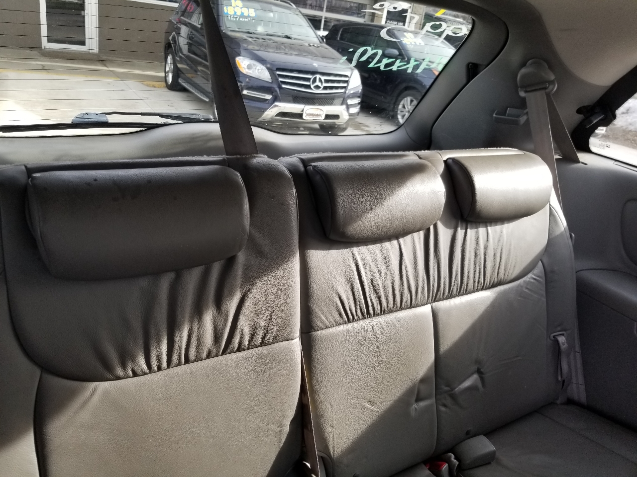 Toyota Sienna XLE FWD 2009