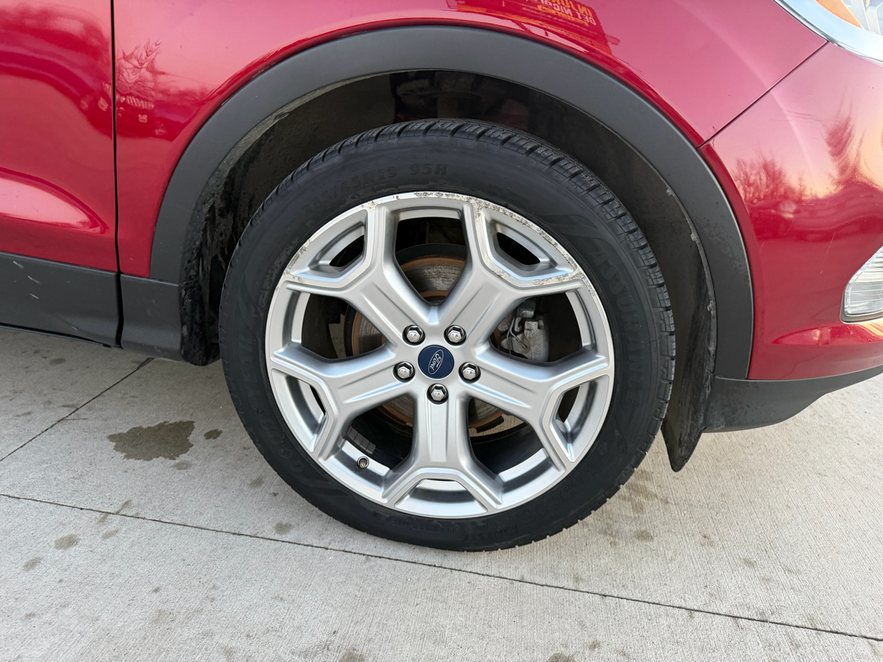 Ford Escape Titanium FWD 2017