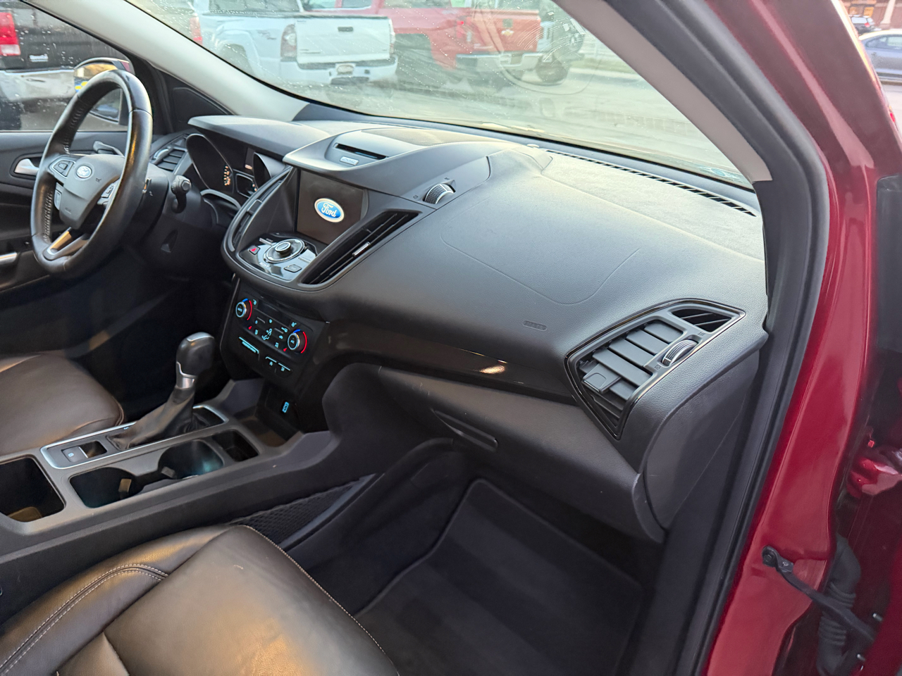 Ford Escape Titanium FWD 2017