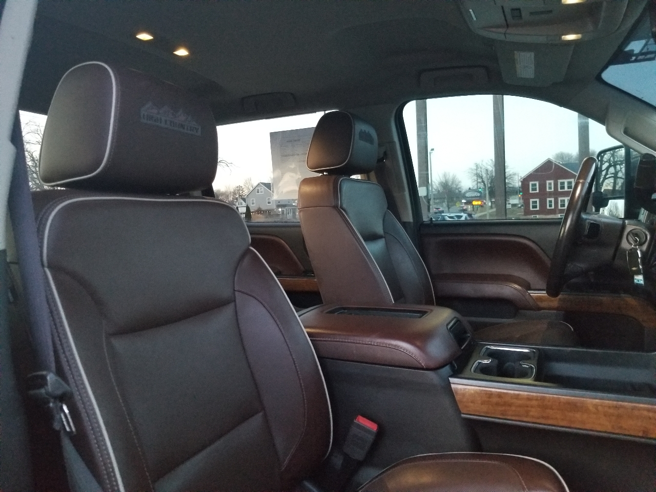 Chevrolet Silverado 2500HD 4WD Crew Cab 153.7" High Country 2016