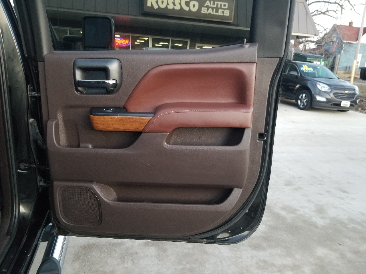 Chevrolet Silverado 2500HD 4WD Crew Cab 153.7" High Country 2016