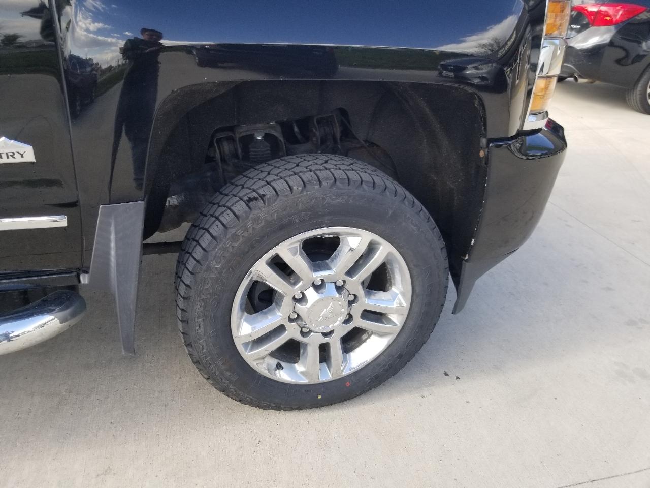Chevrolet Silverado 2500HD 4WD Crew Cab 153.7" High Country 2016