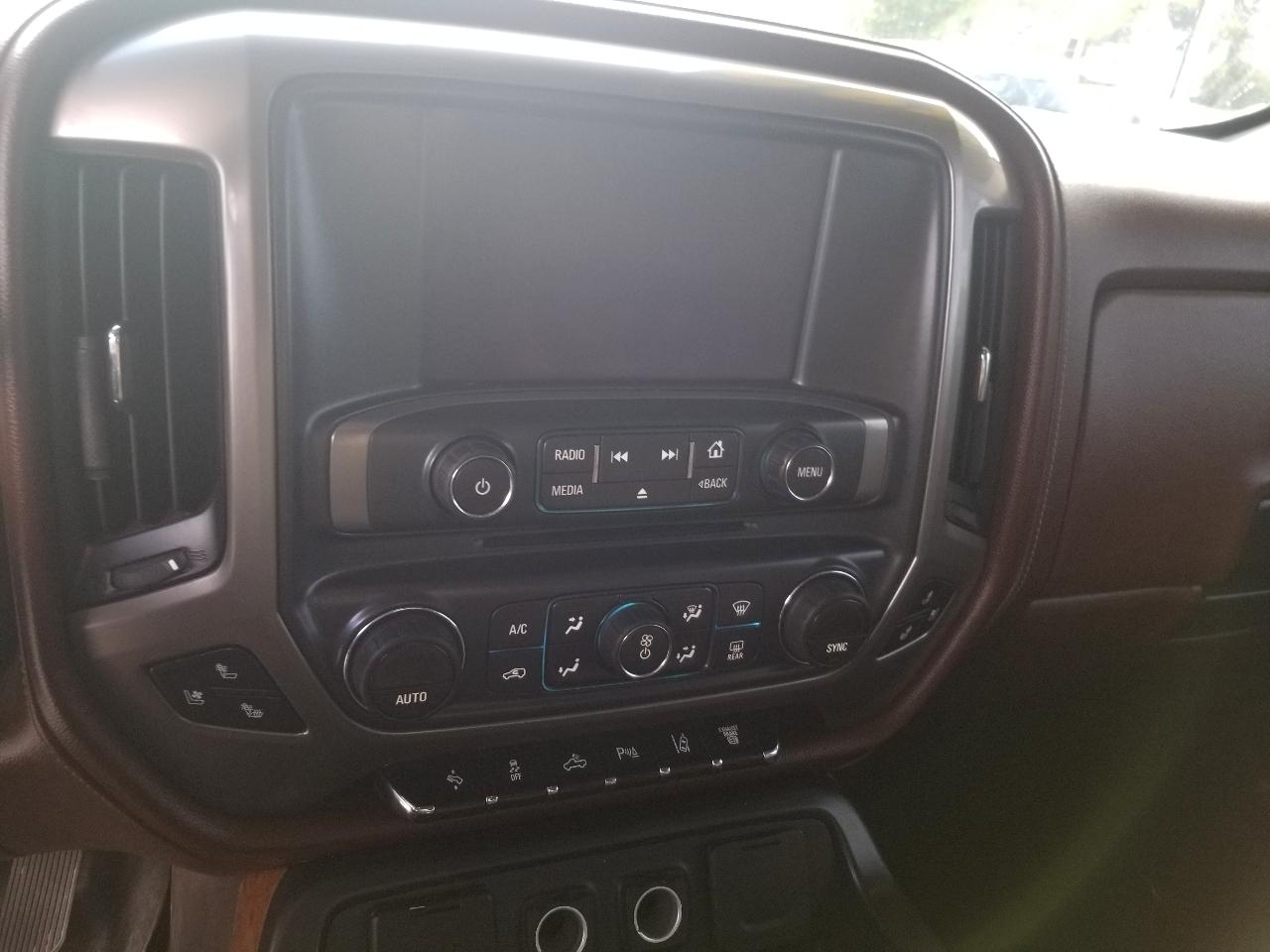 Chevrolet Silverado 2500HD 4WD Crew Cab 153.7" High Country 2016