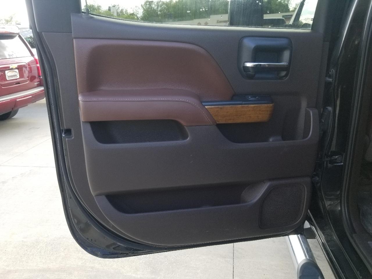 Chevrolet Silverado 2500HD 4WD Crew Cab 153.7" High Country 2016