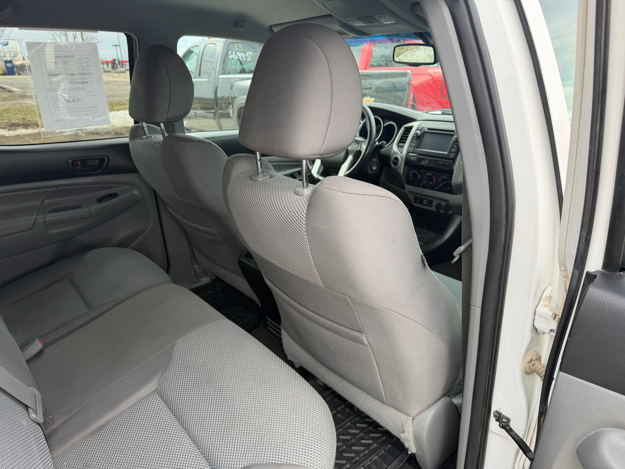 Toyota Tacoma 4WD Double Cab LB V6 AT (Natl) 2013