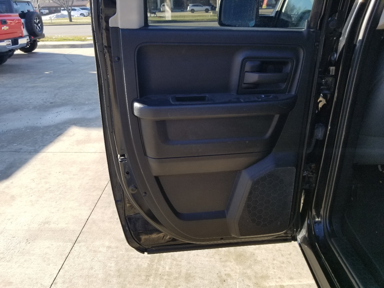 RAM 1500 Tradesman Quad Cab 4WD 2014