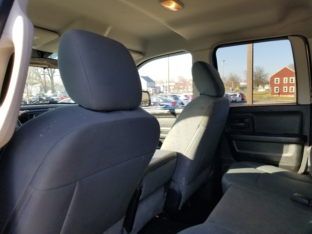 RAM 1500 Tradesman Quad Cab 4WD 2014