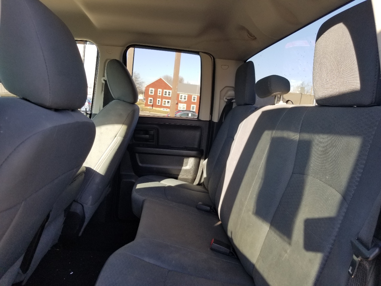 RAM 1500 Tradesman Quad Cab 4WD 2014