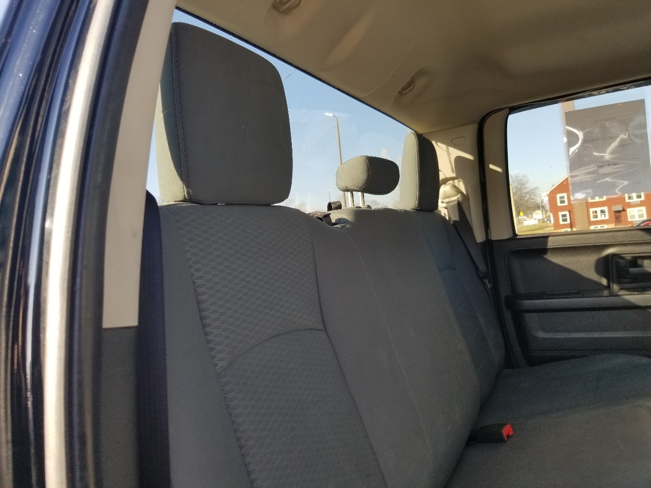 RAM 1500 Tradesman Quad Cab 4WD 2014