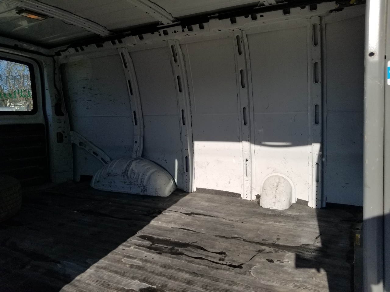 Chevrolet Express 1500 Cargo 2013